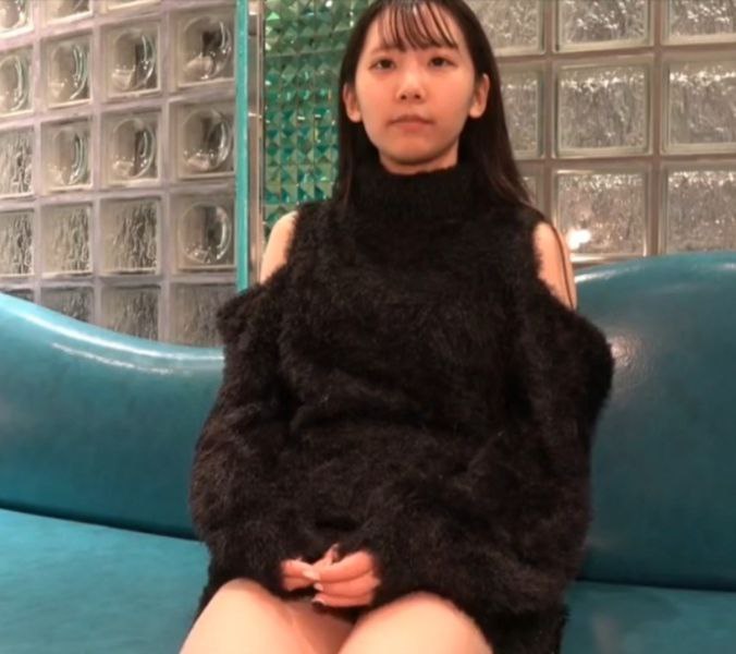 黄色战袍女神阳具淫荡抽插自慰 大屌后入伺候美穴 挺翘蜜臀真美妙 极爽榨射高潮